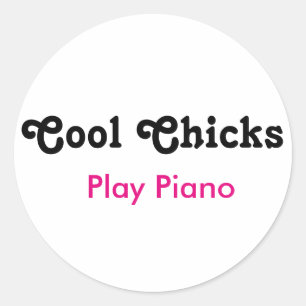 Pegatina Redonda Guay Chicks juega al piano