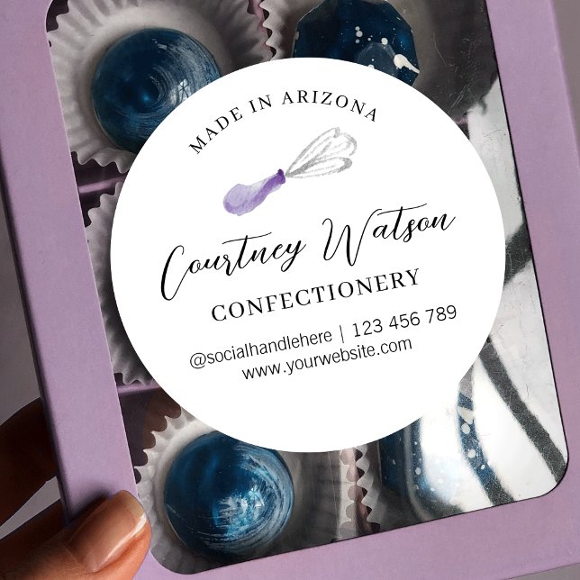 Pegatina Redonda Guión Lilac Purple Whisk Horneado Con Amor (Purple whisk bakery labels for your boxes, pouches or jars)