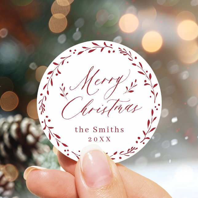 Pegatina Redonda Guión rojo moderno Regalo navideño navideño (Red Modern script Merry Christmas Holiday Gift Classic Round Sticker)