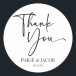 Pegatina Redonda Hacemos Boda Minimalista mínimo clásico-moderno<br><div class="desc">¡Estos son los clásicos "We Do" Modern Minimal Minimalista Simple Wedding Party Favor de los Pegatinas!</div>