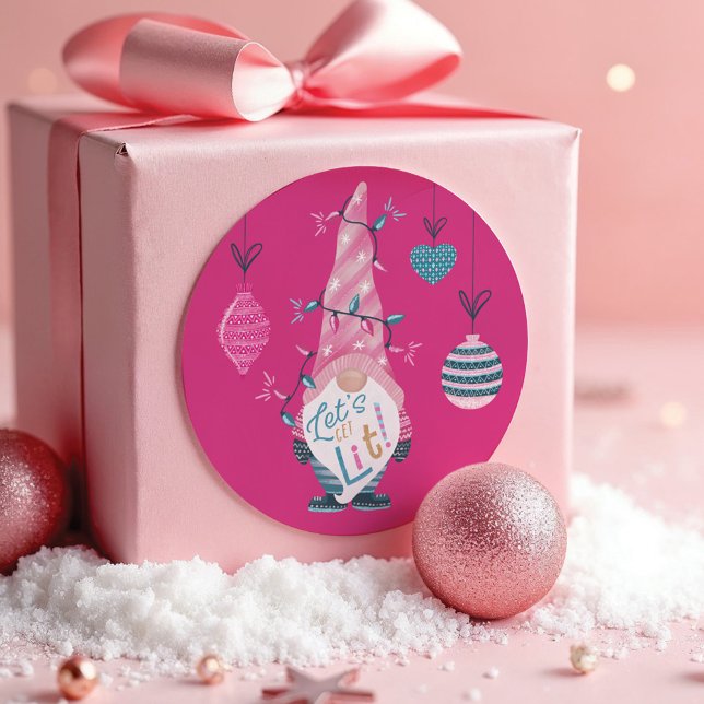 Pegatina Redonda Hagamos que las luces de los Navidades de Gnome br (Let's Get Lit Fun Bright Gnome Christmas Lights Classic Round Sticker)