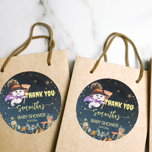 Pegatina Redonda Halloween baby ducha lindo fantasma gracias (Halloween baby shower thank you favor gift stickers cute baby ghost starry night background)