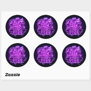 Pegatina Redonda Halloween Neon Glow Look Purple Trick Trek Fiesta
