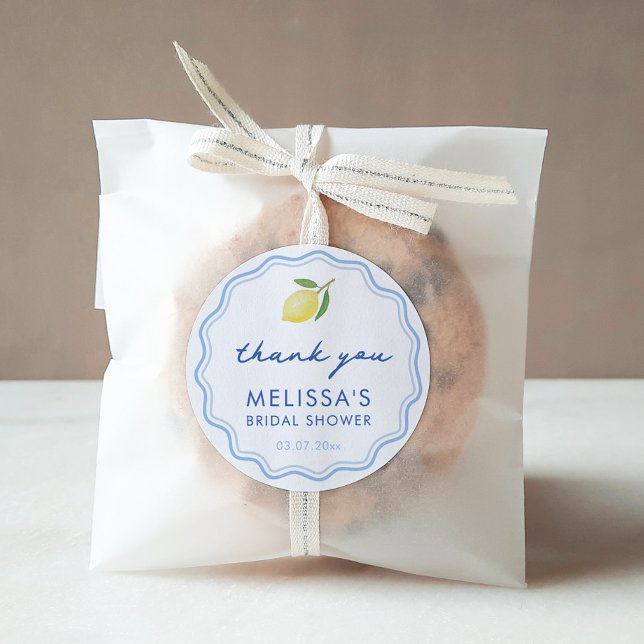 Pegatina Redonda Hand-drawn Dolce Vita Lemon Bridal Shower Favor (Dolce Vita Lemons With Blue wavy line doodle border fresh and modern bridal shower favor stickers)