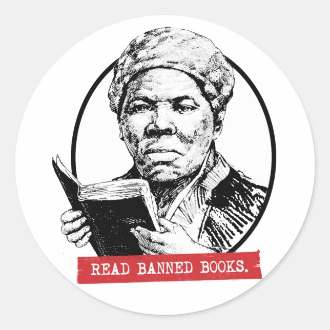 Pegatina Redonda Harriet Tubman lee libros prohibidos (Anverso)