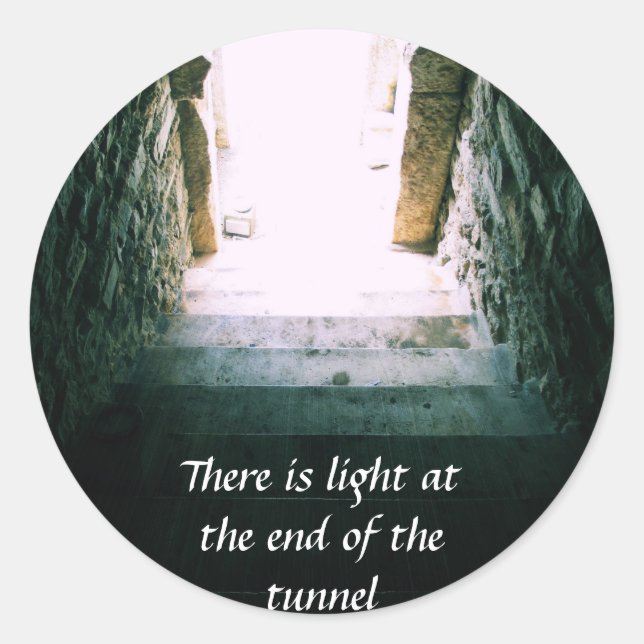 Pegatina Redonda Hay luz al final del túnel QUOTE (Anverso)