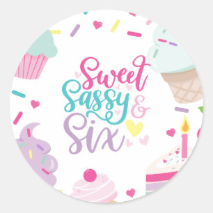 Pegatina Redonda Helado y pastel Dulce Sassy Seis 6 cumpleaños
