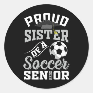 Pegatina Redonda Hermana orgullosa de un graduado de fútbol senior