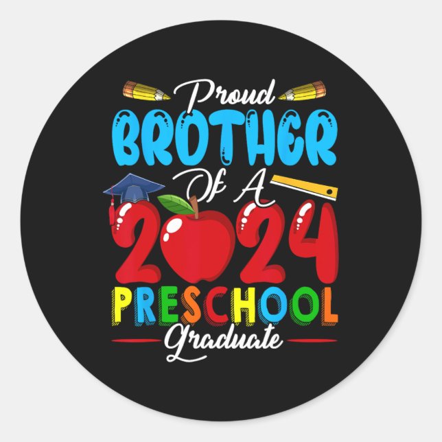 Pegatina Redonda Hermano De Una Familia De Preescolar Graduada 2024 (Anverso)
