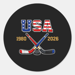 Pegatina Redonda Hockey Vintage Usa Bastones Cruzados 1982 2026