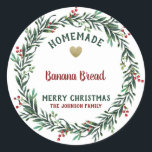 Pegatina Redonda Holiday Baking Merry Christmas Red berries Wreath<br><div class="desc">¿Te gusta hornear de vacaciones? A tus amigos y a tu familia les encantará recibir cualquier mercancía de tu cocina. Esta es una manera divertida de hacer que tus regalos de comida y productos horneados sean aún más especiales. Todos los campos de texto editables. use esto para productos horneados como...</div>