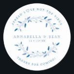 Pegatina Redonda Holly Christmas Custom Wreath Wedding Sanitizer<br><div class="desc">Holly Christmas Custom Wreath Wedding Sanitizer Classic Round Sticker. IMPORTANT NOTICE: This design is part of a collection and has other coordinated elements that you can find in my store. Sometimes it can be difficult to aesthealign and texts or initials on the designs, if so tell me and I'll do...</div>