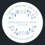 Pegatina Redonda Holly Christmas Custom Wreath Wedding Sanitizer<br><div class="desc">Holly Christmas Custom Wreath Wedding Sanitizer Classic Round Sticker. IMPORTANT NOTICE: This design is part of a collection and has other coordinated elements that you can find in my store. Sometimes it can be difficult to aesthealign and texts or initials on the designs, if so tell me and I'll do...</div>