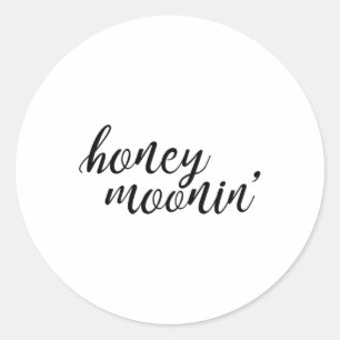 Pegatina Redonda Honey Moonin Brie Y Groom Honeymoon Premium _1