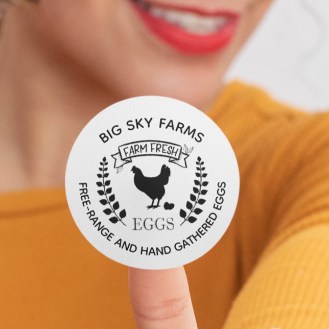 Pegatina Redonda Huevo de huevo de acuarela de pollo de granja (Subido por el creador)