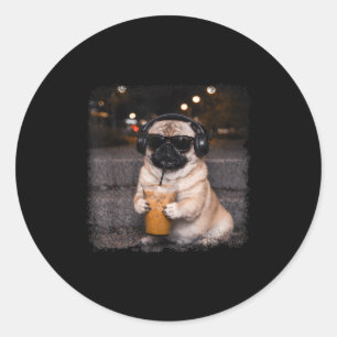 Pegatina Redonda Humor de amante de pug bebiendo café helado perro 