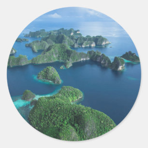 Pegatina Redonda Indonesia, Papua Occidental. Vista aérea de Raja A