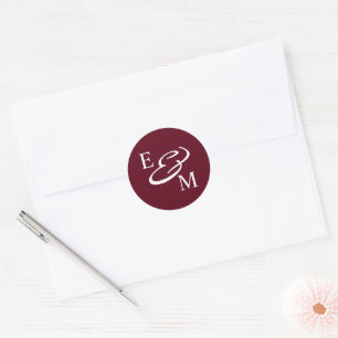 Pegatina Redonda Iniciales de Boda Burgundy Modernas