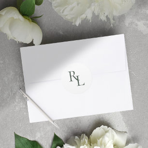 Pegatina Redonda Iniciales Mínimas De Pareja Verde Y Boda Blanco