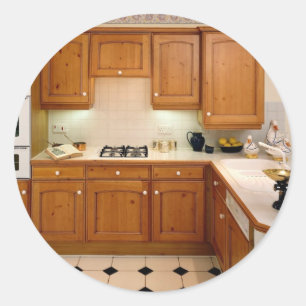 Pegatina Redonda Interior de la cocina con la cafetería y el horno