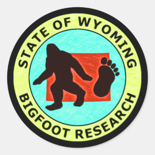Pegatina Redonda Investigación sobre el estado de Wyoming Bigfoot