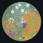 Pegatina Redonda Jardín de flores por Gustav Klimt<br><div class="desc">Hermosa pintura colorida de un jardín de flores de Gustav Klimt. Las asombrosas variaciones de colores y hermosas flores encajan en muchos tipos de productos maravillosos e ideas de regalo.</div>