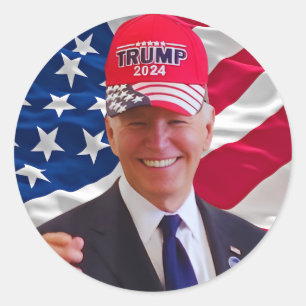 Pegatina Redonda Joe biden Con Un Gorra De Trump