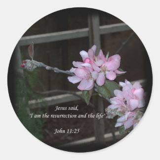 Pegatina Redonda John 11:25 ~ Resurrección y la vida
