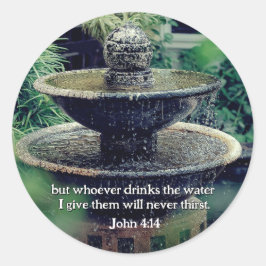 Pegatina Redonda Juan 4:14 Quien beba el agua que doy la Biblia