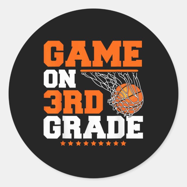 Pegatina Redonda Juegos divertidos en el tercer grado de baloncesto (Anverso)