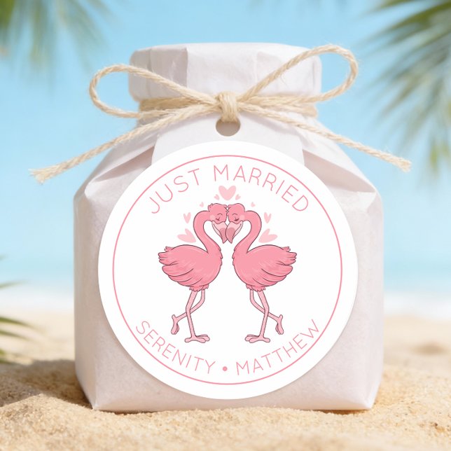 Pegatina Redonda Just Married Pink Flamingos Tropical Beach Wedding (Subido por el creador)