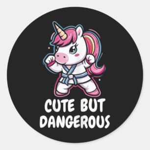 Pegatina Redonda Karate Unicornio corta pero peligrosa guerra marci