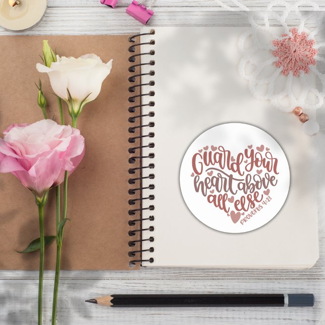 Pegatina Redonda La Biblia Cristiana Verse ✝️ Proteger el Corazón (Christian Bible Verse ✝️ Guard Your Heart Classic Round Sticker)