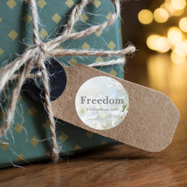 Pegatina Redonda La Biblia Libertad Verse con las elegantes flores  (Subido por el creador)