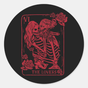 Pegatina Redonda La carta del tarot de los enamorados besando a her