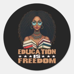 Pegatina Redonda La educación es la libertad los libros de profesor