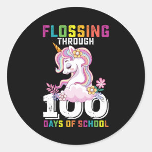 Pegatina Redonda La escuela Unicornio está en marcha durante 100 dí