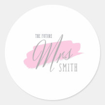 La futura Sra. Smith - Fuente Gris | Fondo Rosa