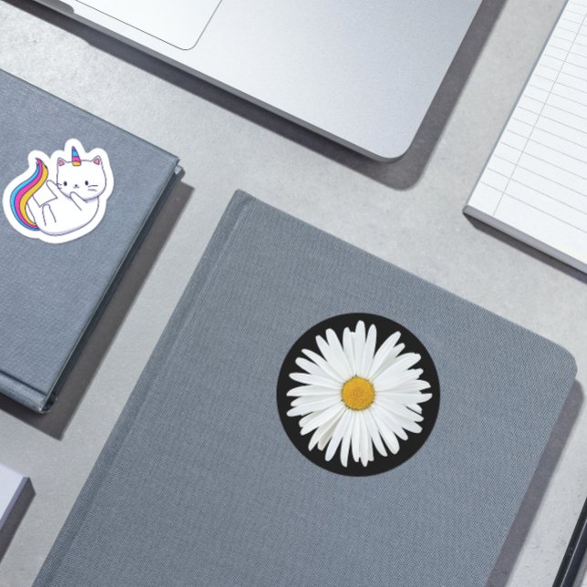 Pegatina Redonda La margarita blanca sobre el floral negro (In Situ Book)