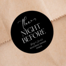 La noche antes de la cena mínima del ensayo Boda