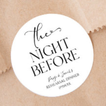 La noche antes de la cena mínima del ensayo Boda