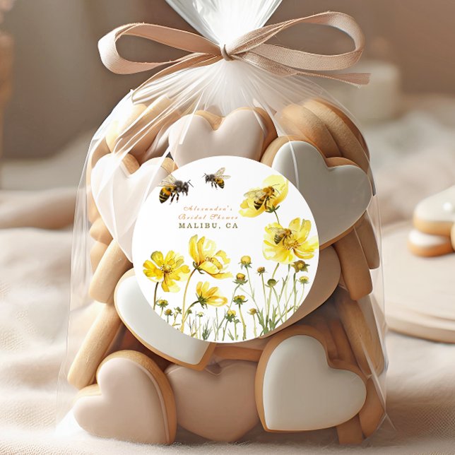 Pegatina Redonda La novia a la ducha de flores (Subido por el creador)