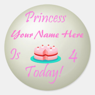 Pegatina Redonda La princesa (su nombre) es 4 hoy