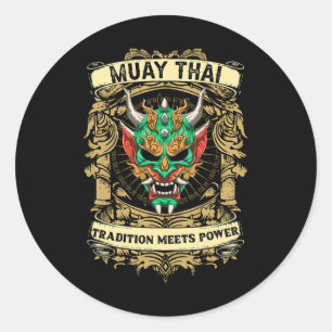 Pegatina Redonda La tradición se une al poder: kickboxing y Muay Th
