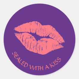 Pegatina Redonda Labios Rosados Sellados Con Un Beso