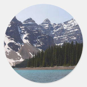Pegatina Redonda Lago moraine cerca de Lake Louise en Canadá
