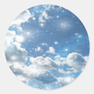 Pegatina Redonda Las nubes del cielo esparcen