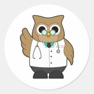 Pegatina Redonda Lechuza como Médica con Stetoscope