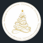 Pegatina Redonda Letras "O Christmas Tree" (O árbol de Navidad) de<br><div class="desc">Un árbol de Navidad dorado metálico filigree con hermosas líneas curvas y remolinos y una estrella sobre un fondo blanco. Este símbolo minimalista de vacaciones es dorado y blanco y tiene un aspecto limpio, luminoso y alegre, que esparcirá alegría a lo largo de las vacaciones. El diseño está enmarcado por...</div>