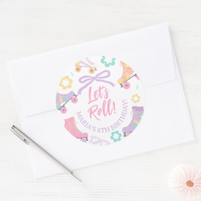 Pegatina Redonda Lets Roll Roller Skate Retro Girl Birthday Pastel (Sobre)